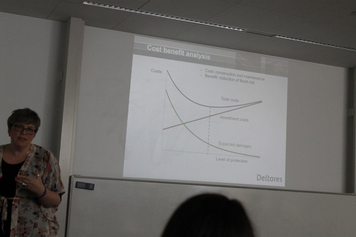 Lunch Lecture Deltares