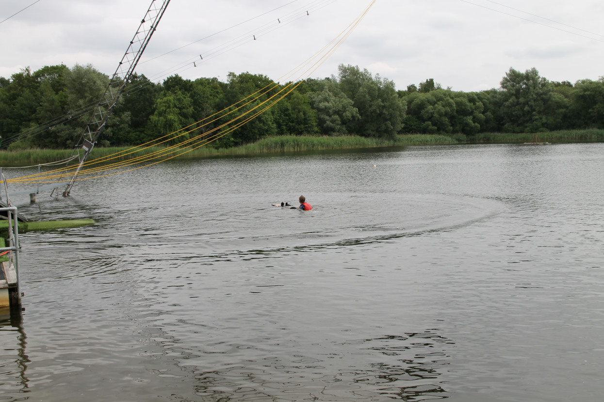 Waterskiing