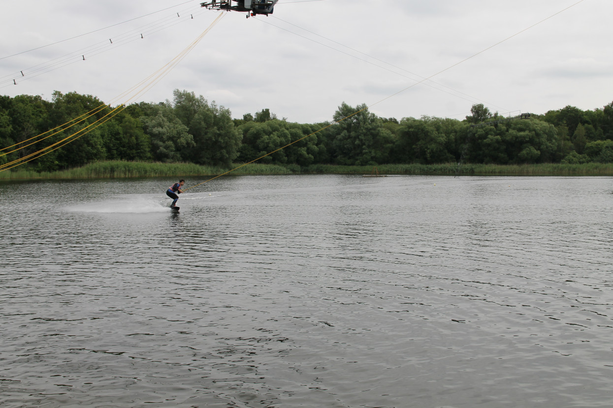 Waterskiing