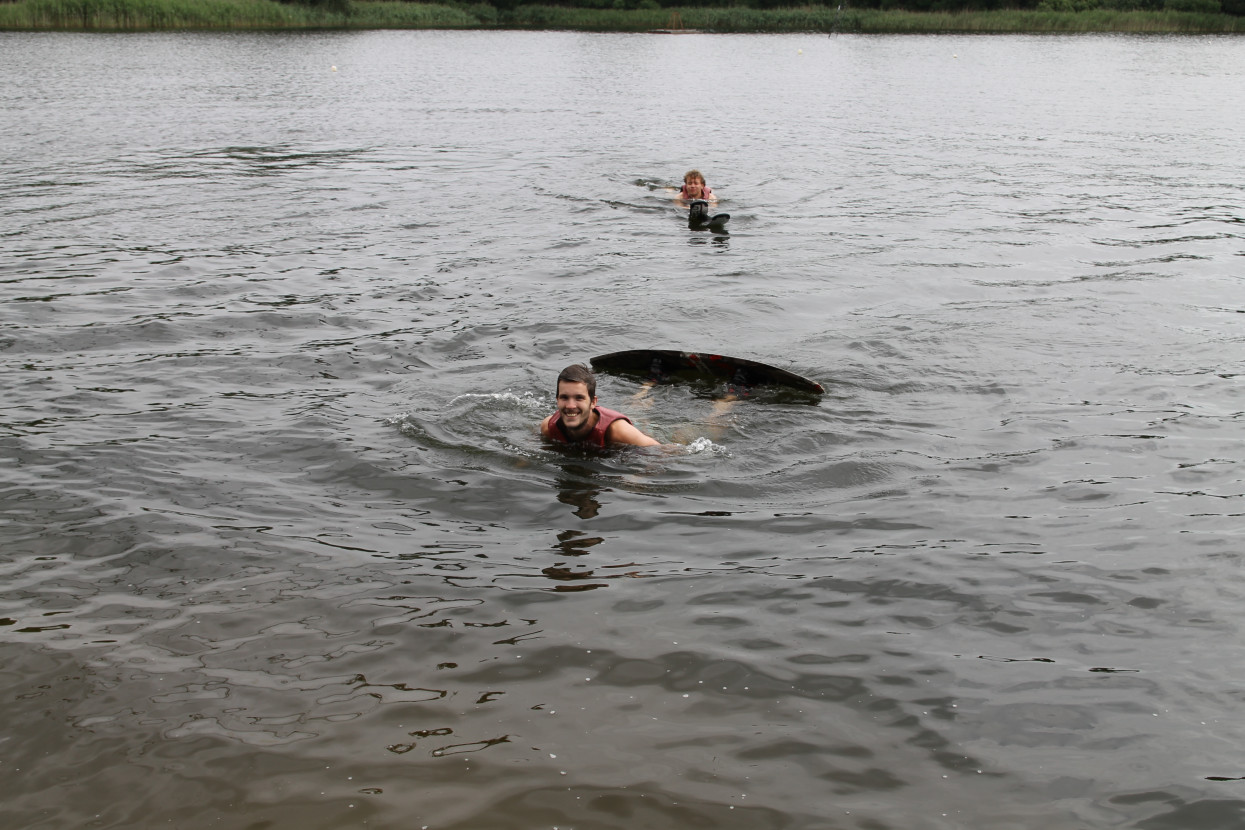 Waterskiing