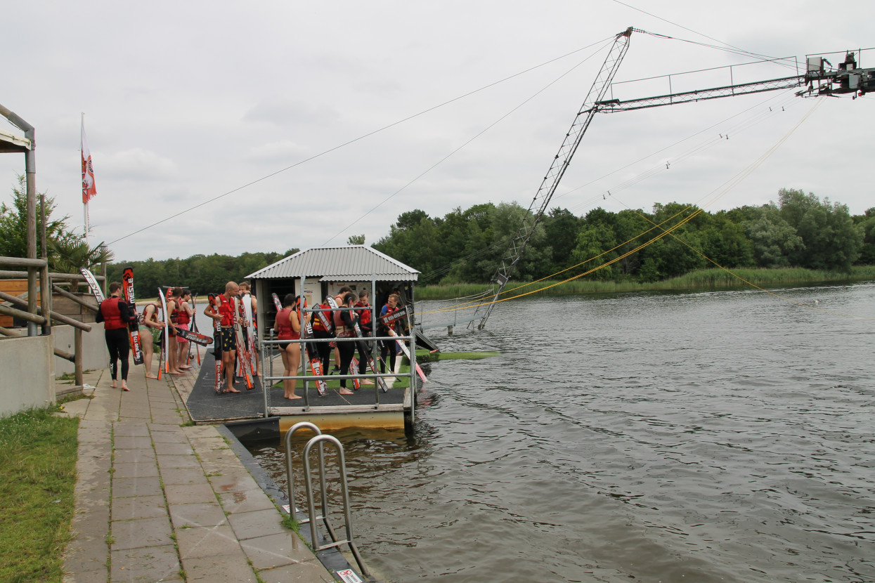 Waterskiing