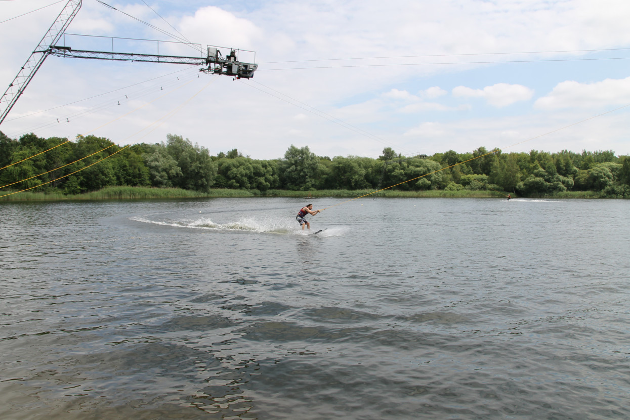 Waterskiing