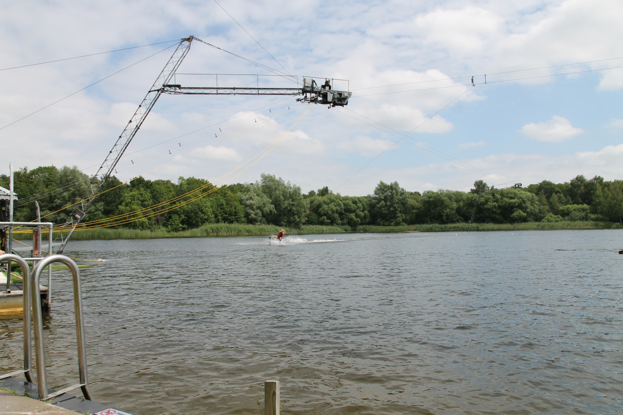 Waterskiing