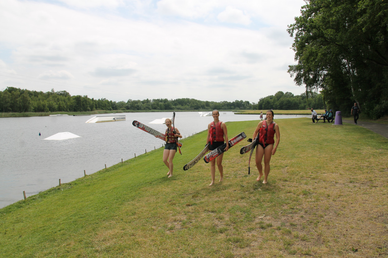 Waterskiing