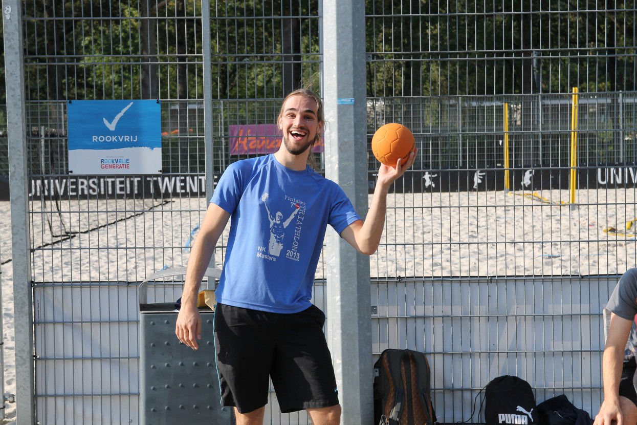 Beach handball