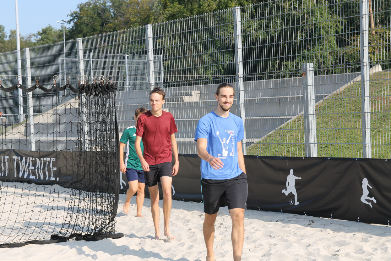 Beach handball