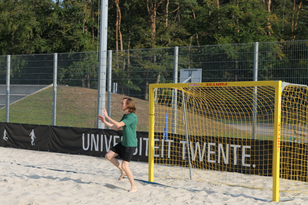 Beach handball