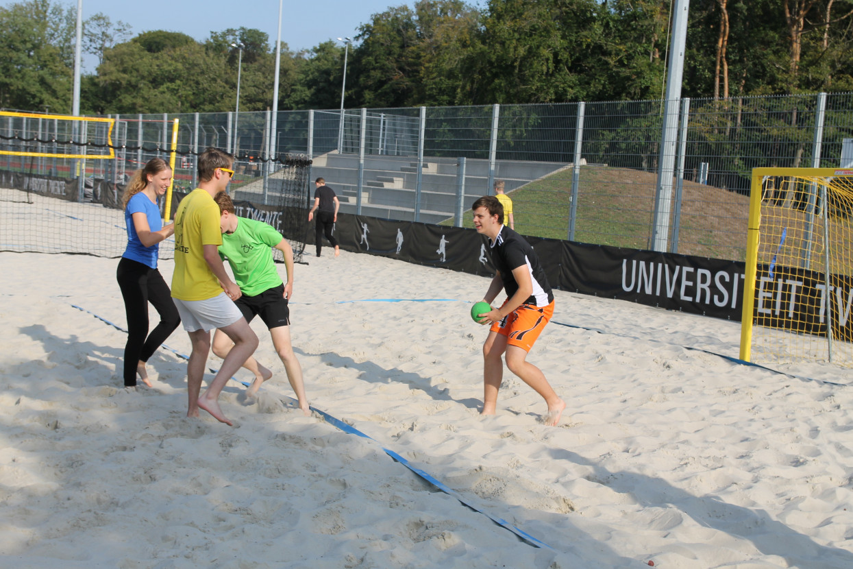 Beach handball