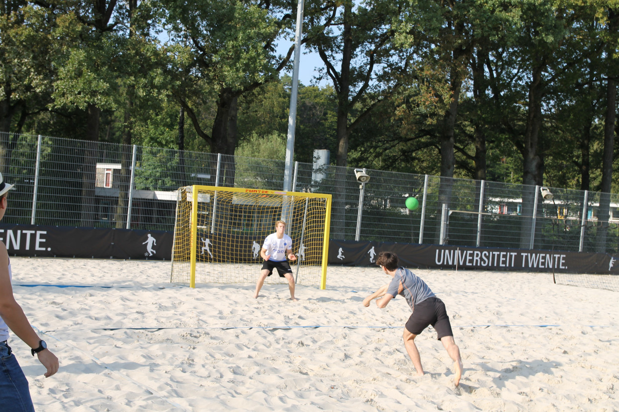 Beach handball