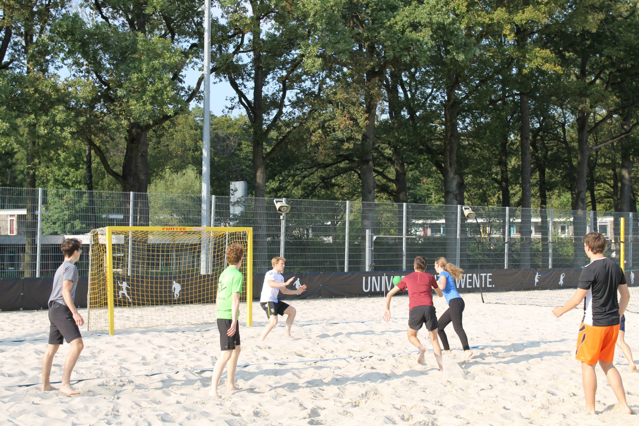 Beach handball