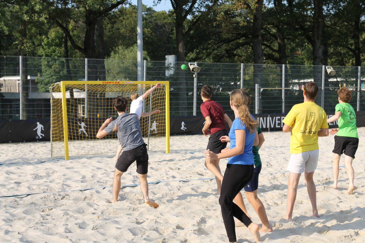 Beach handball