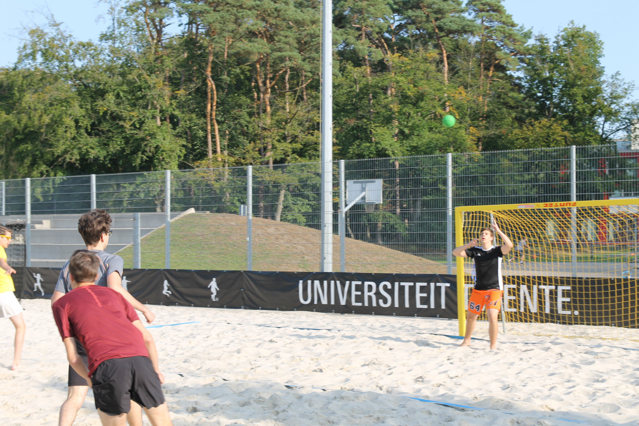 Beach handball