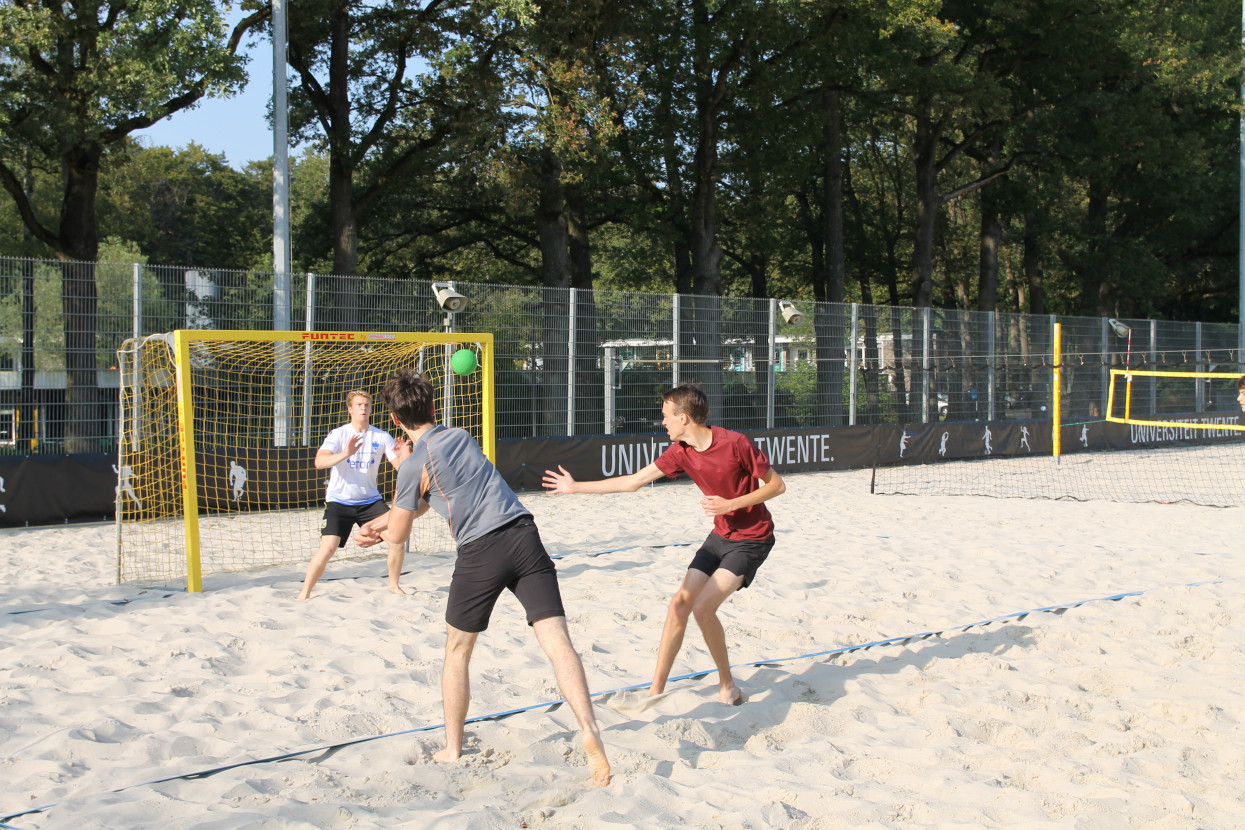 Beach handball