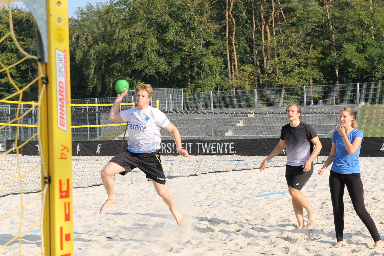 Beach handball