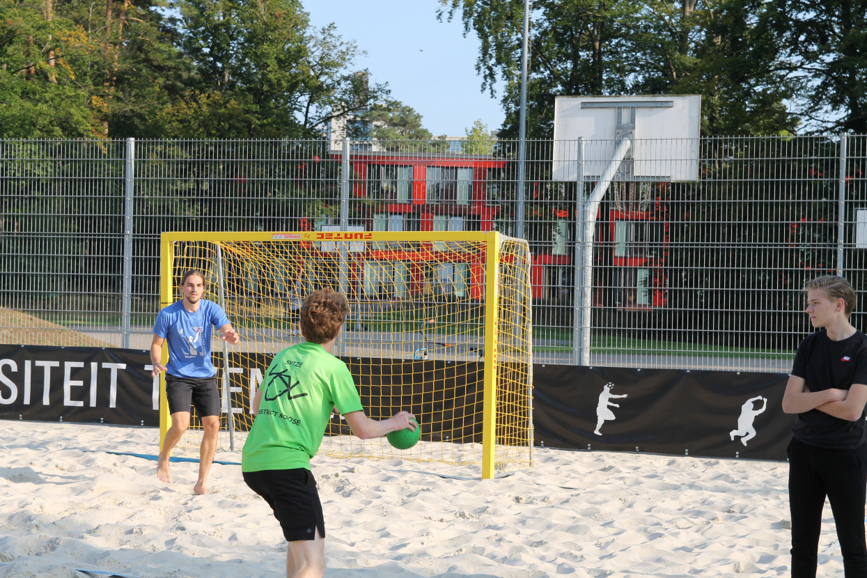 Beach handball