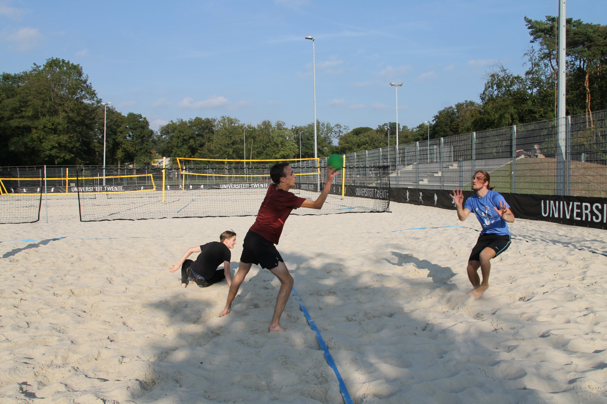 Beach handball