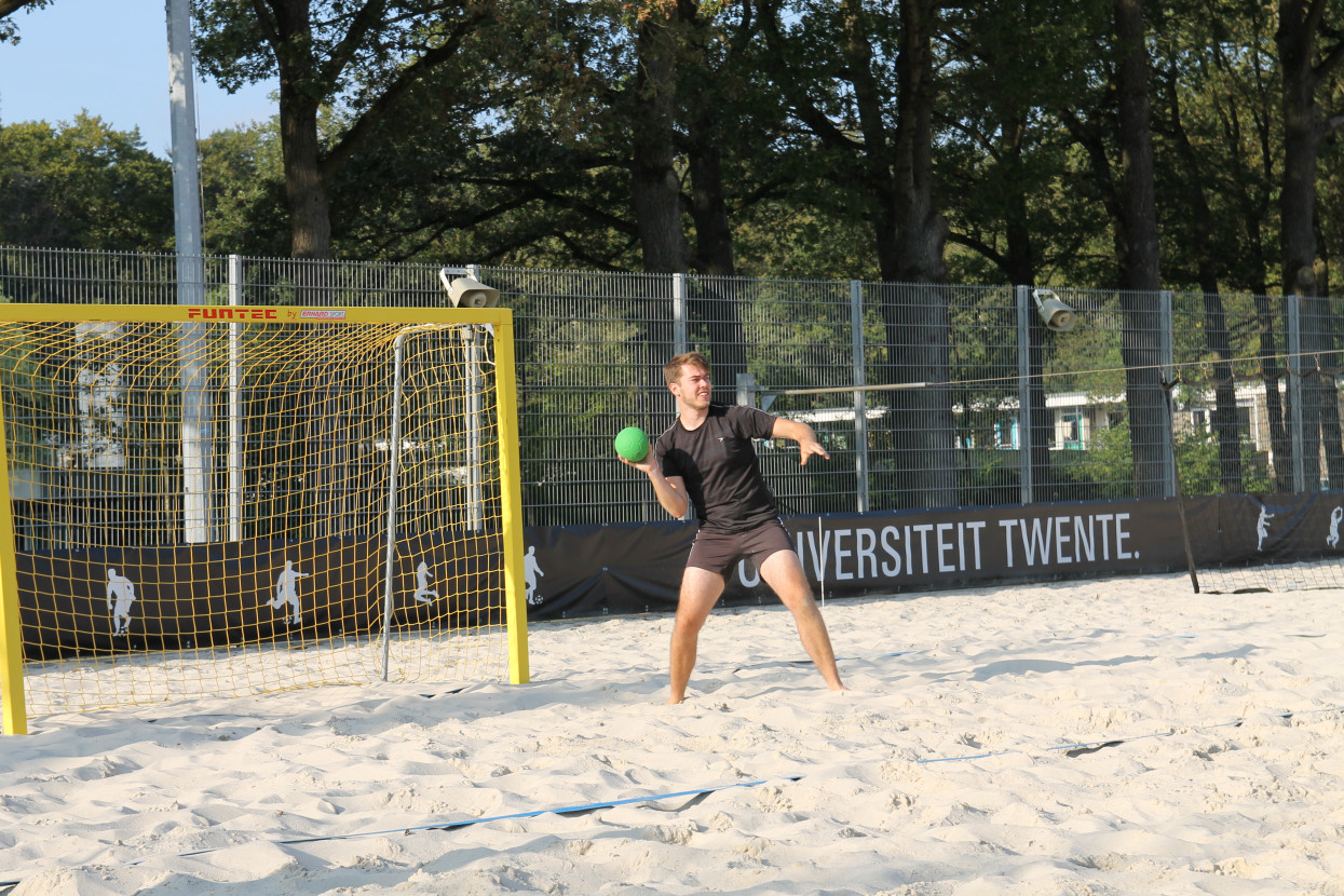 Beach handball