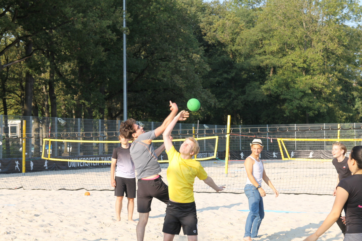 Beach handball