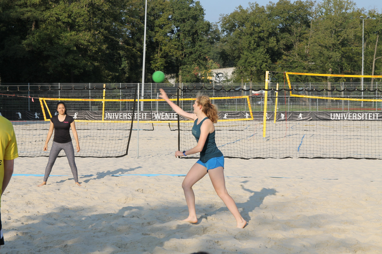 Beach handball