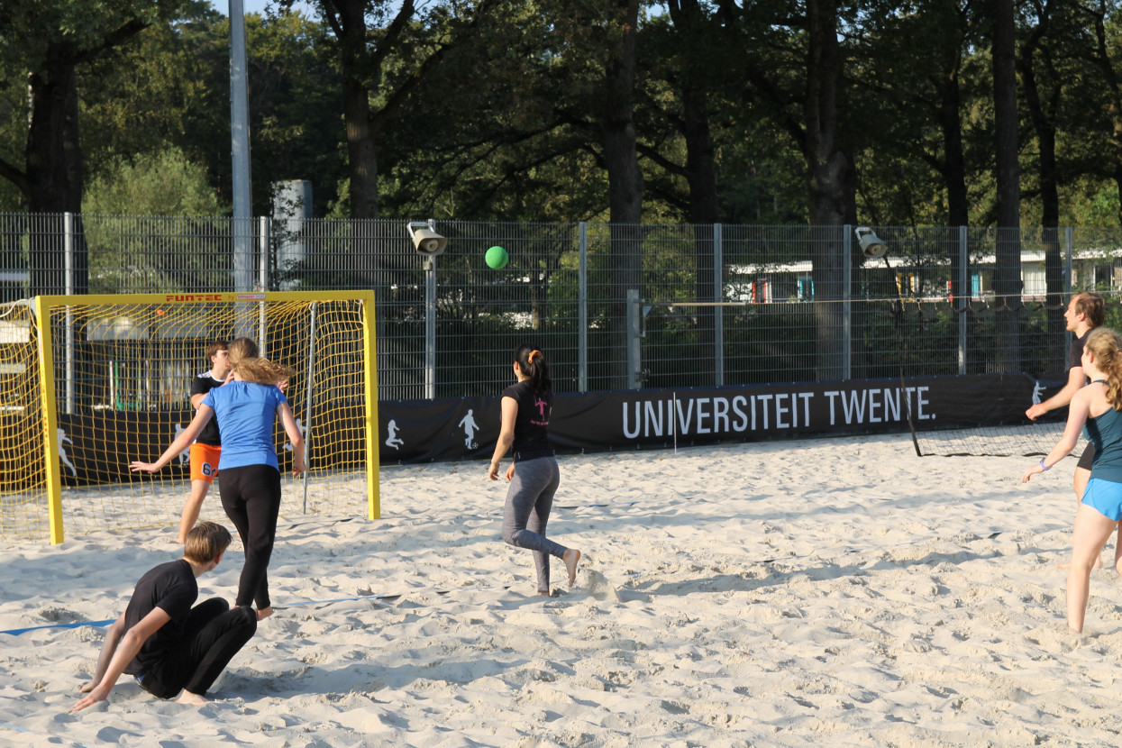 Beach handball