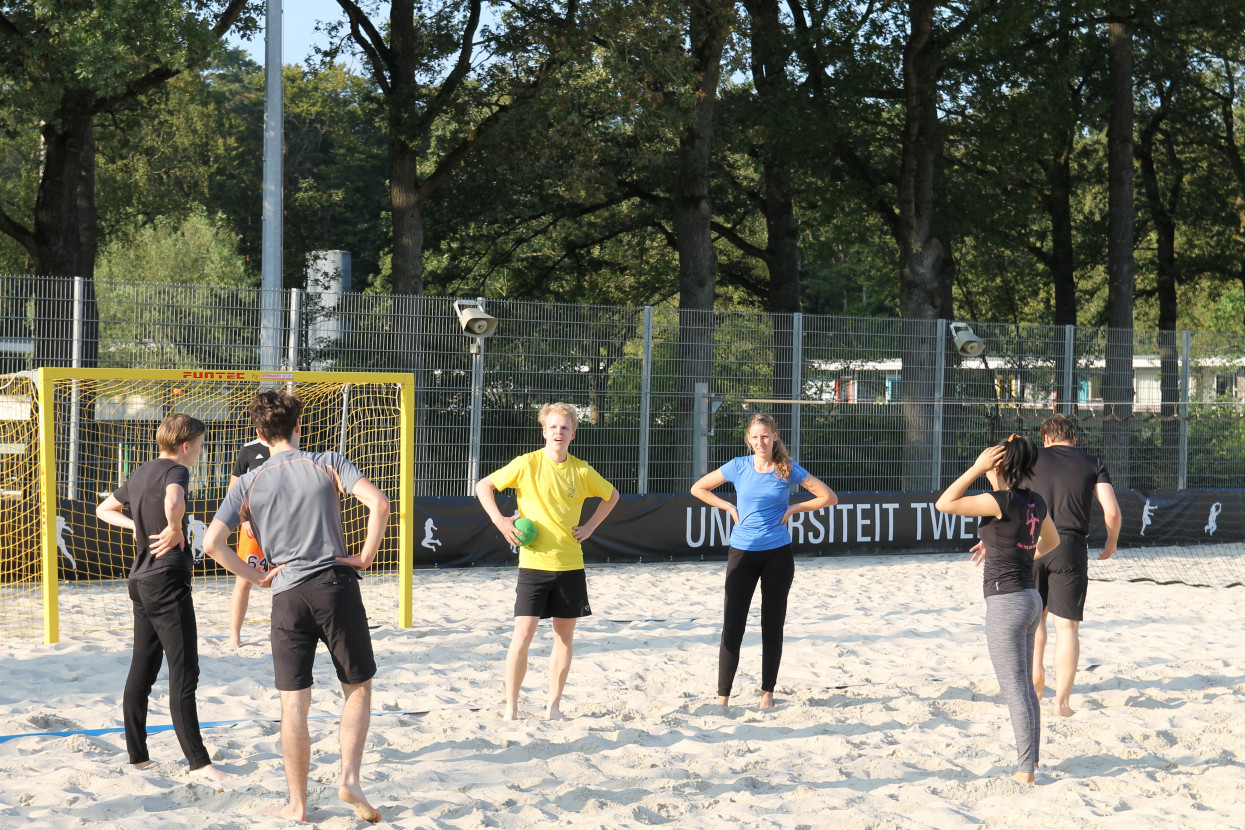 Beach handball