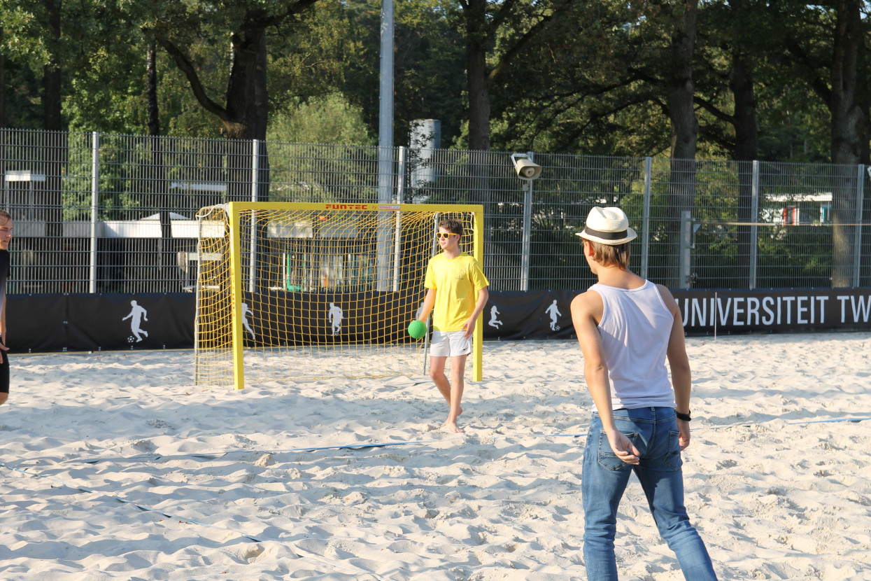 Beach handball