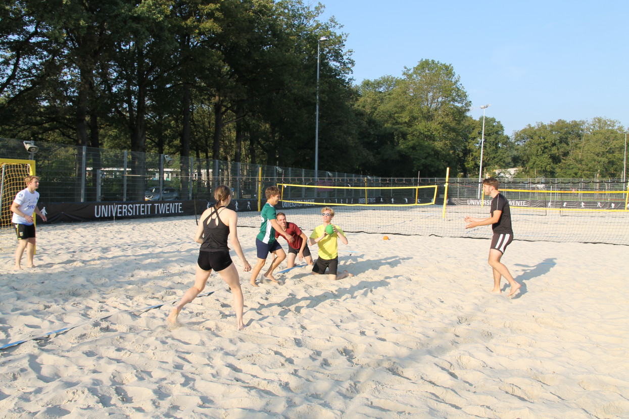 Beach handball