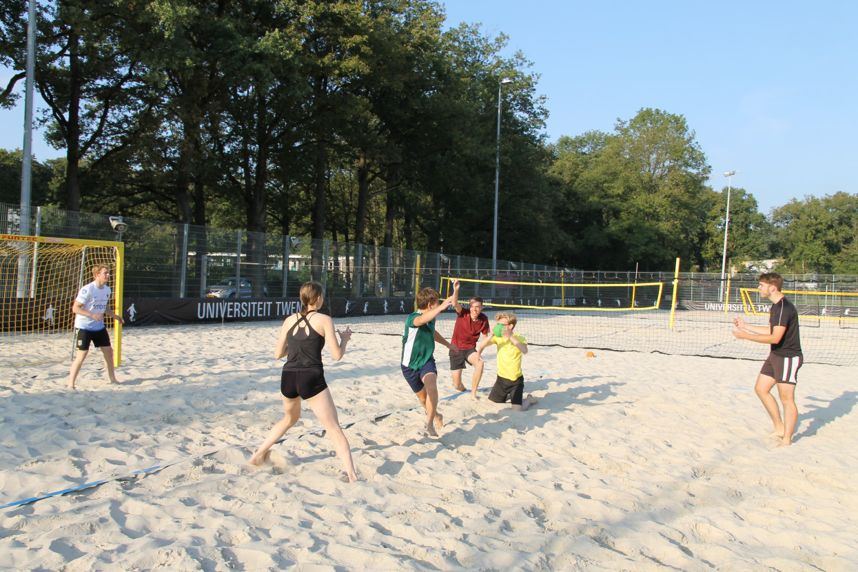 Beach handball