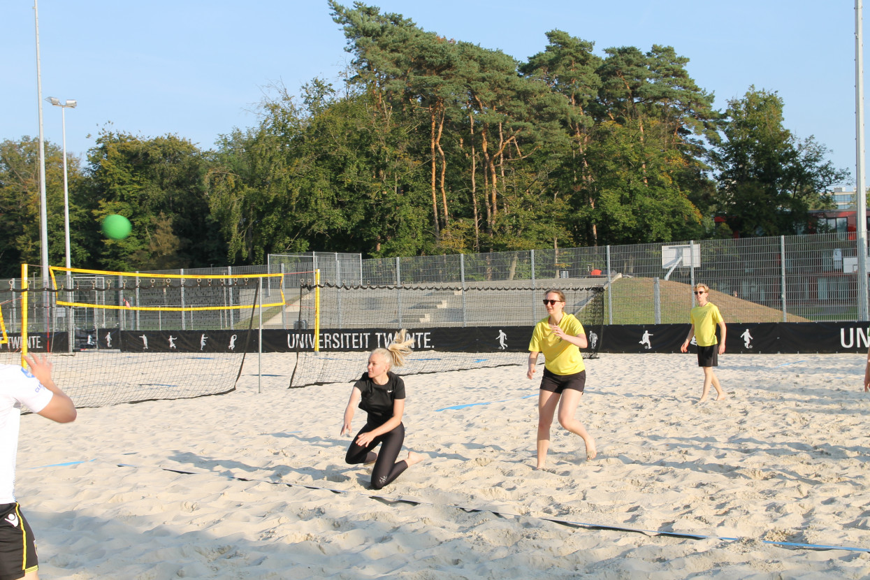 Beach handball