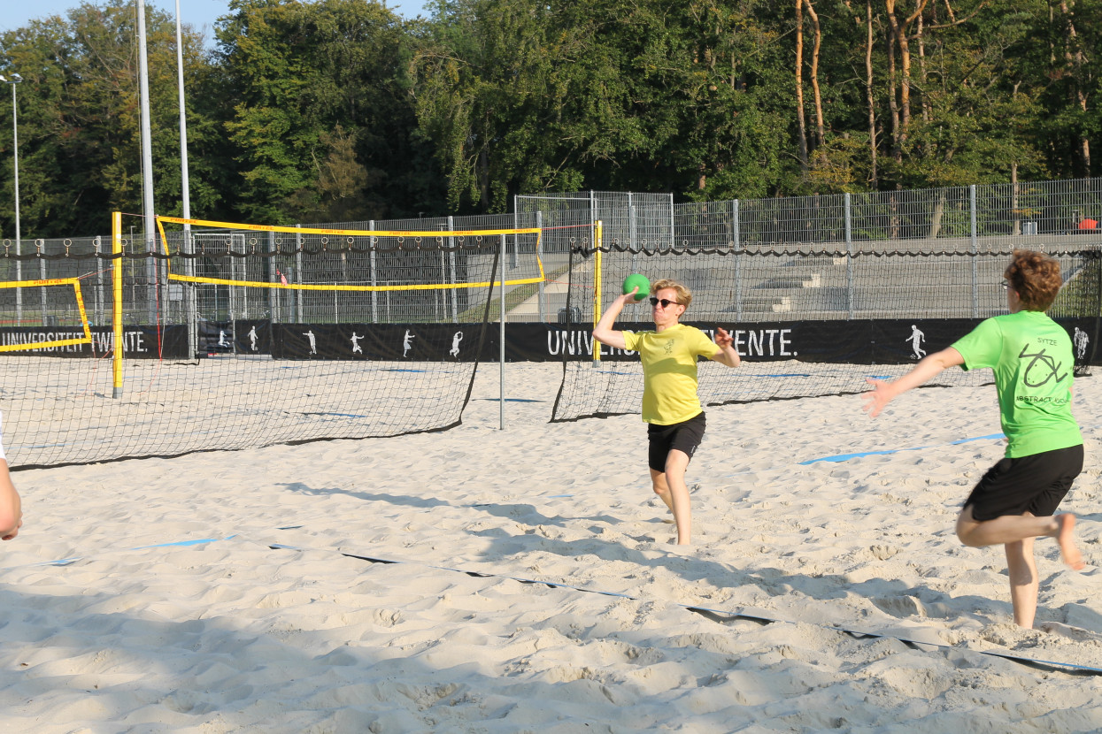 Beach handball