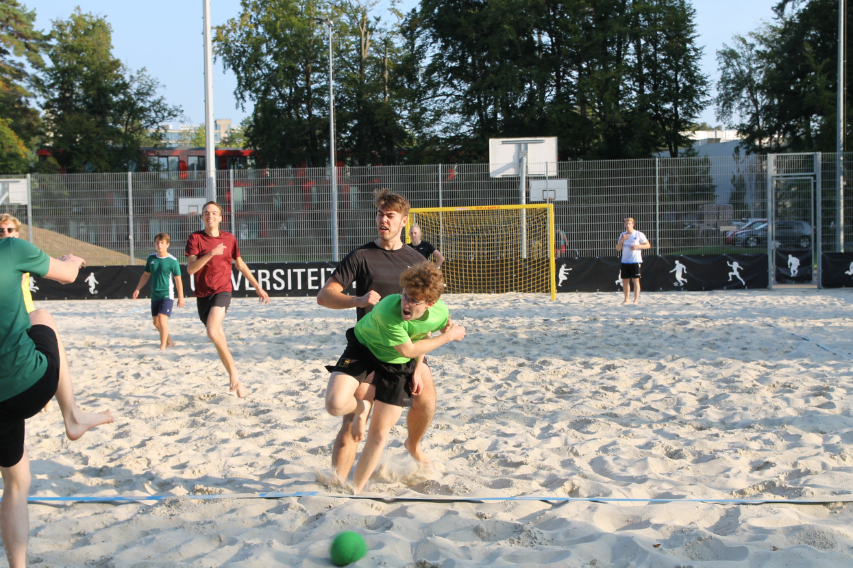 Beach handball