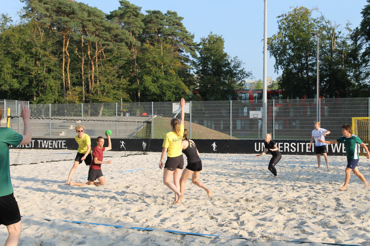 Beach handball