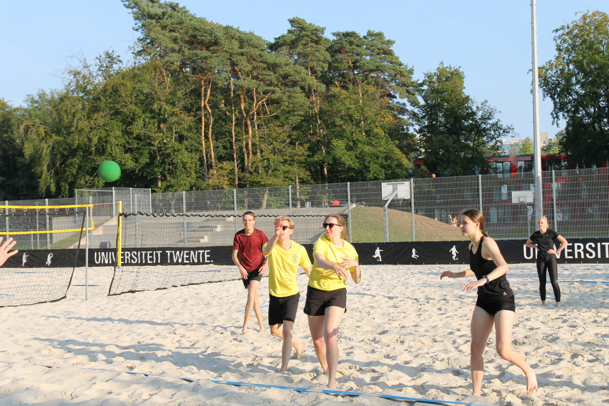 Beach handball