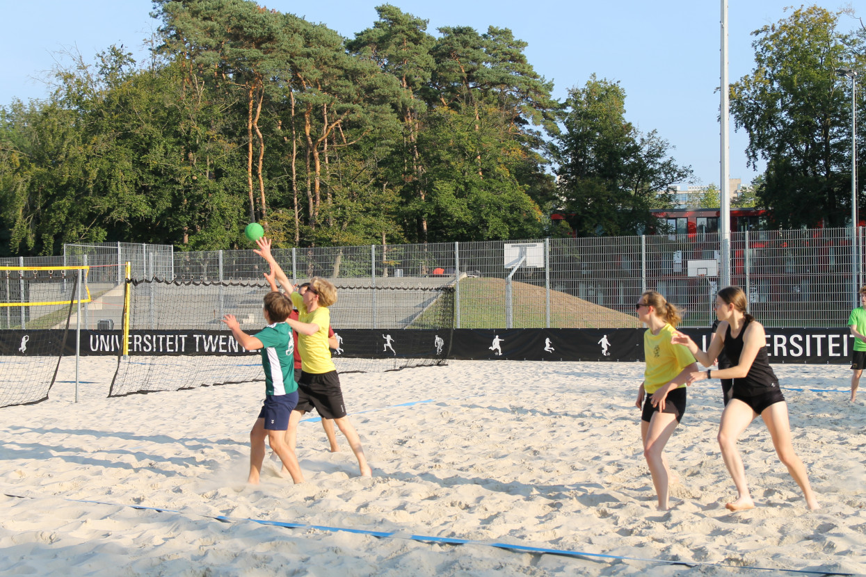 Beach handball