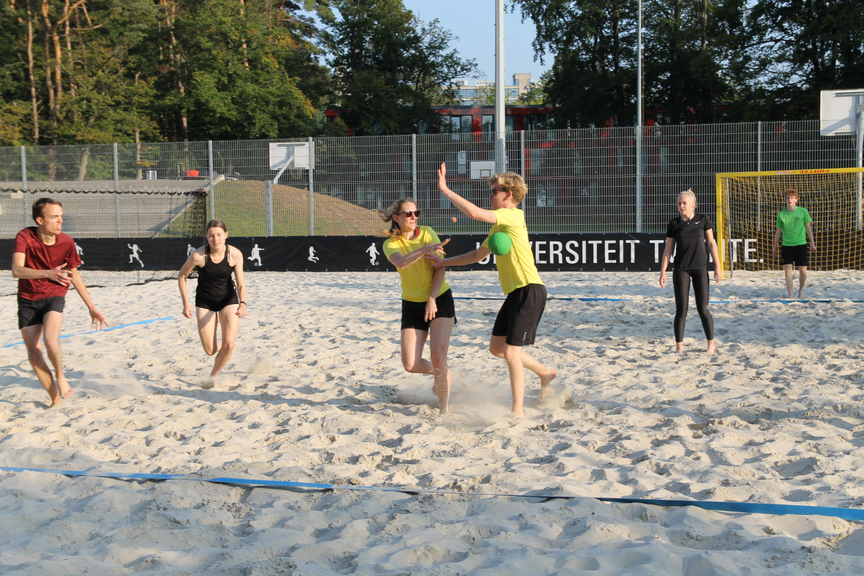 Beach handball