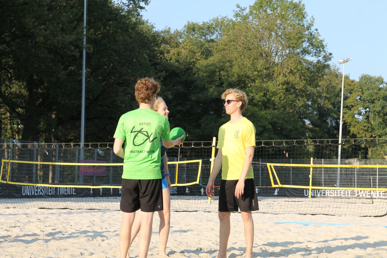 Beach handball