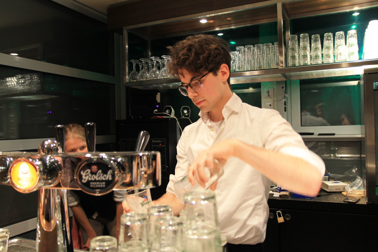 Bartending course