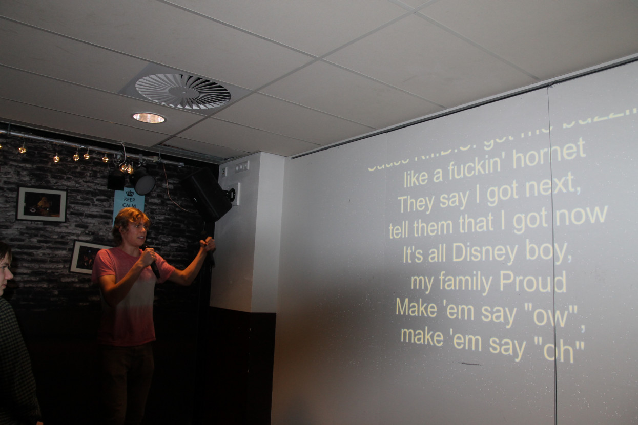 Swingo Karaoke Night