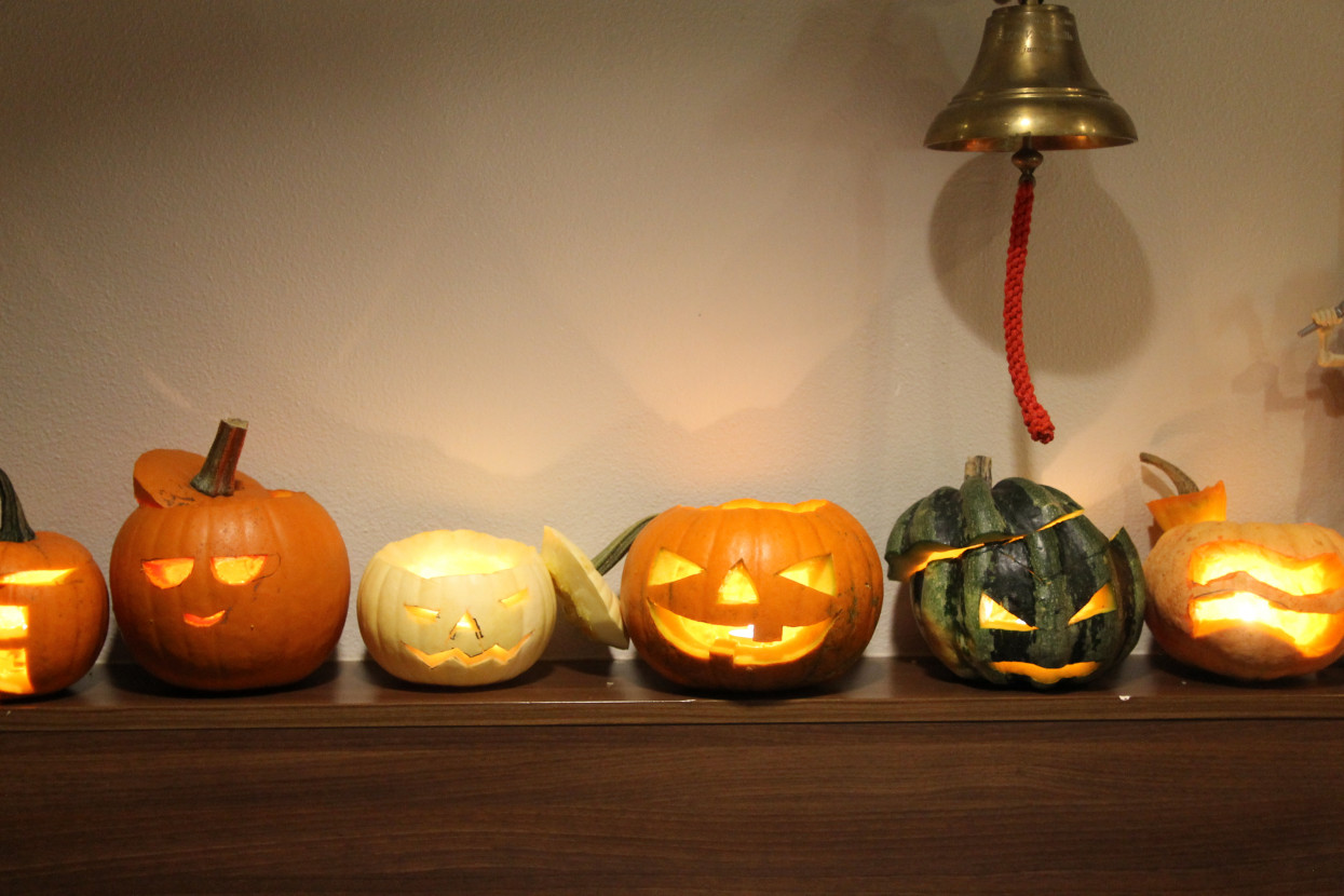 Pumpkin carving and Halloween drink