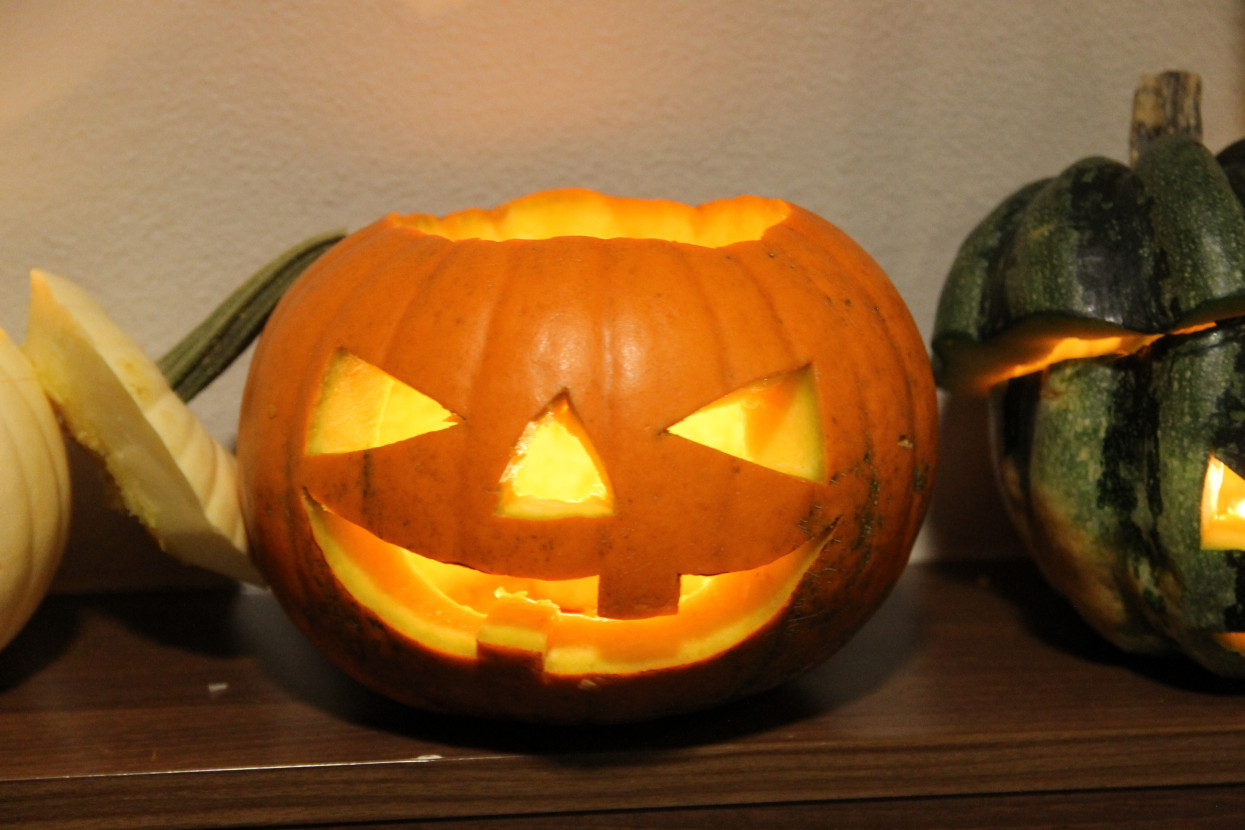 Pumpkin carving and Halloween drink