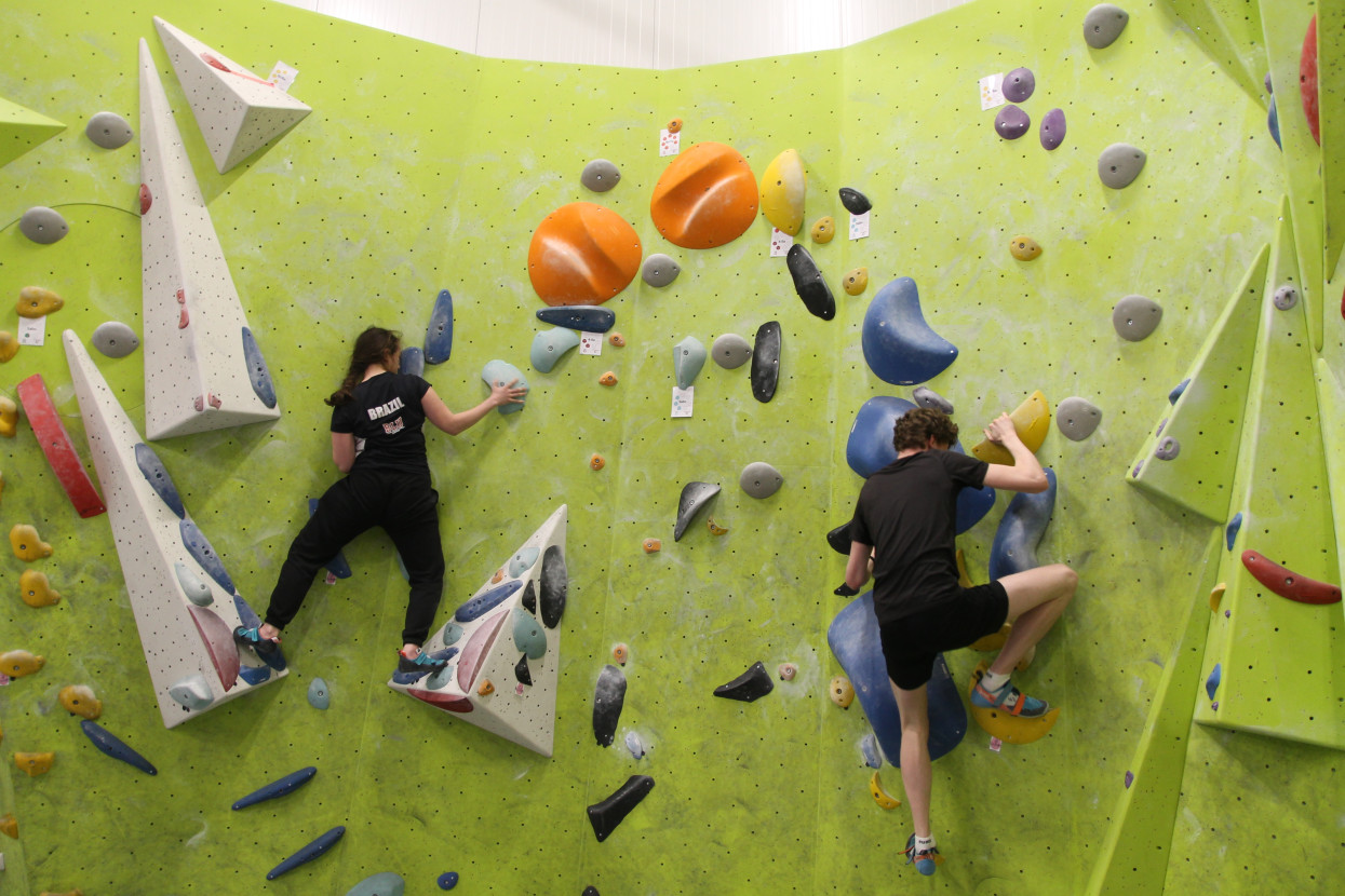 Bouldering