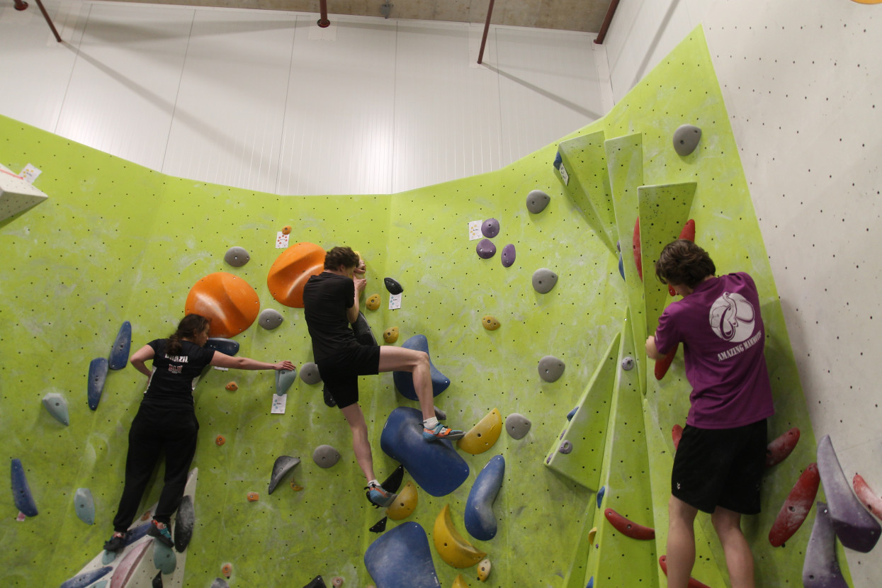 Bouldering