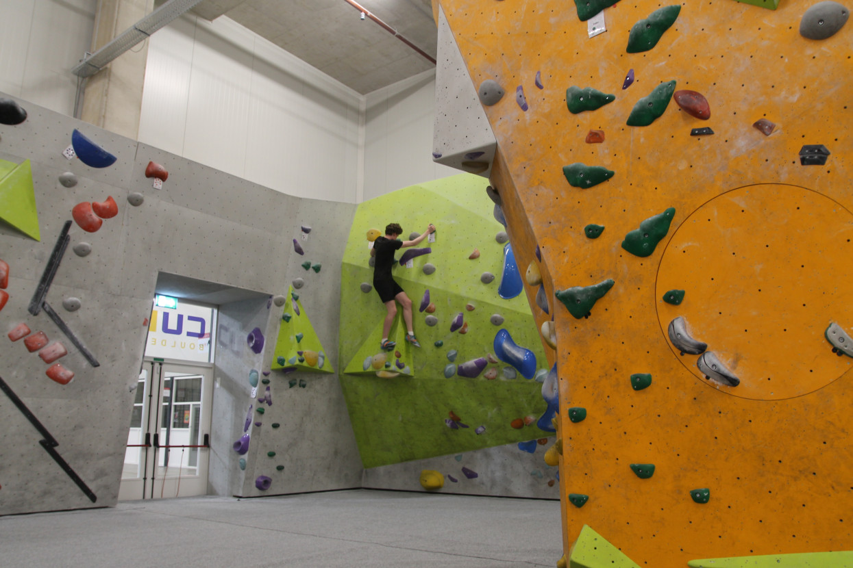 Bouldering