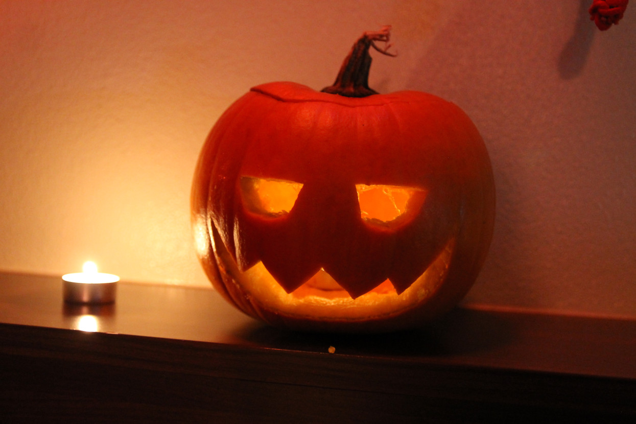 Pumpkin Carving (with dinner)