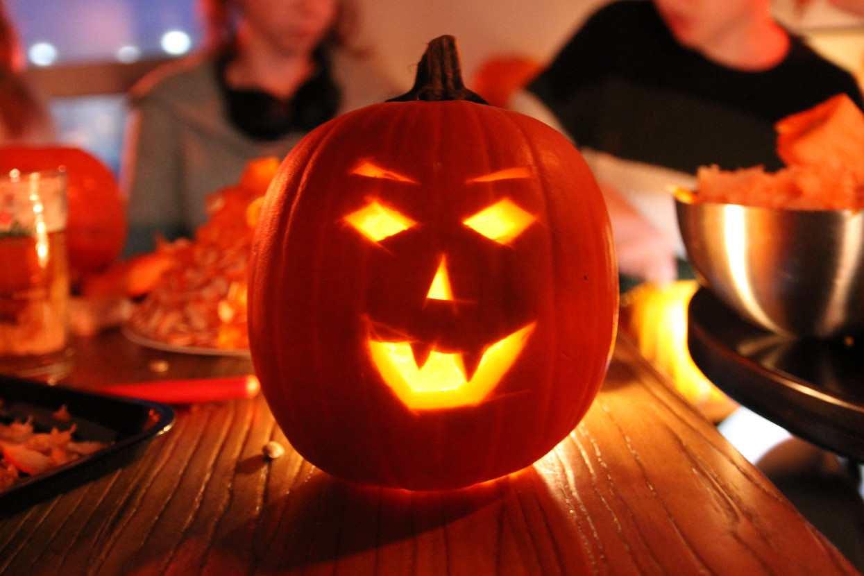 Pumpkin Carving (with dinner)