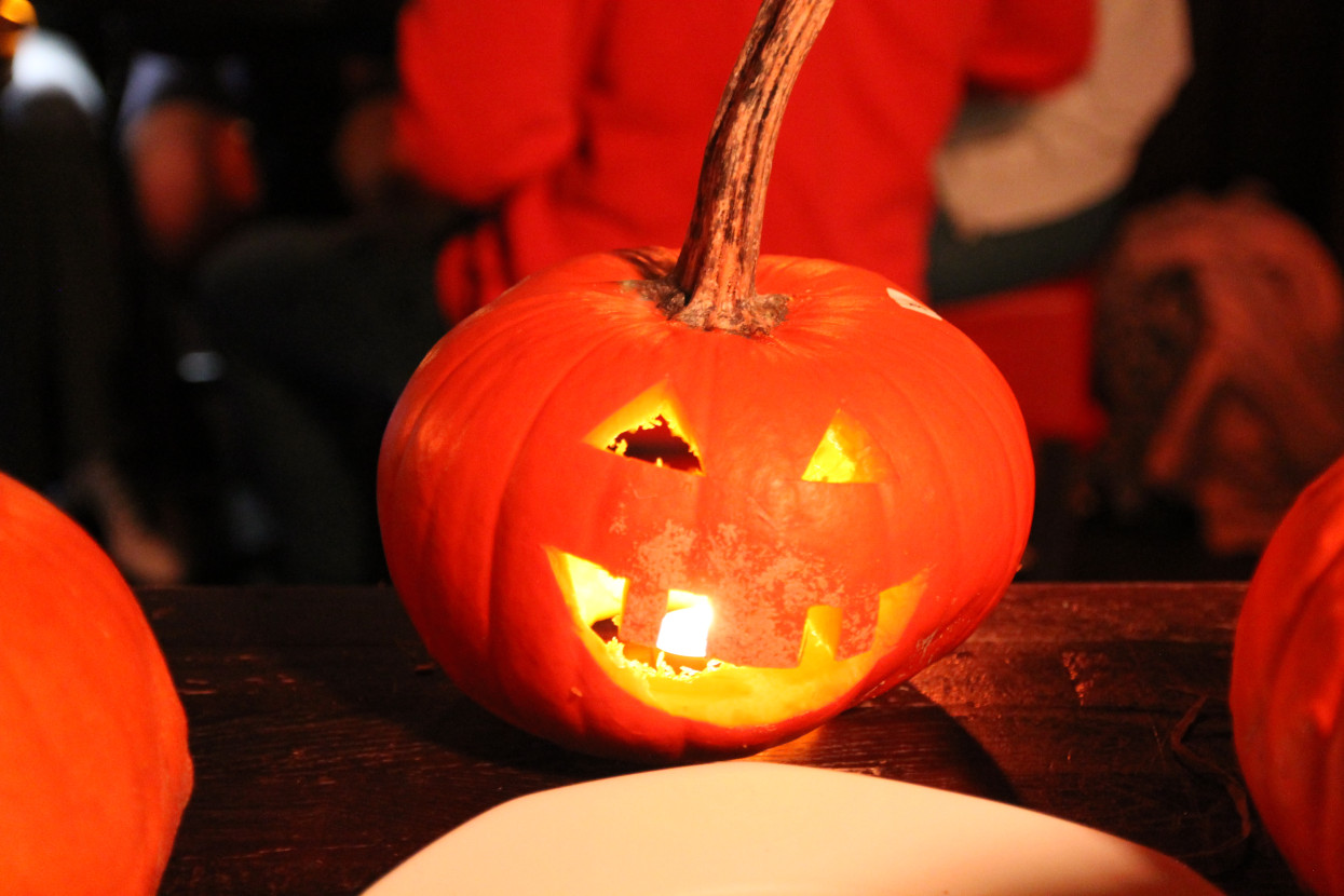 Pumpkin Carving (with dinner)