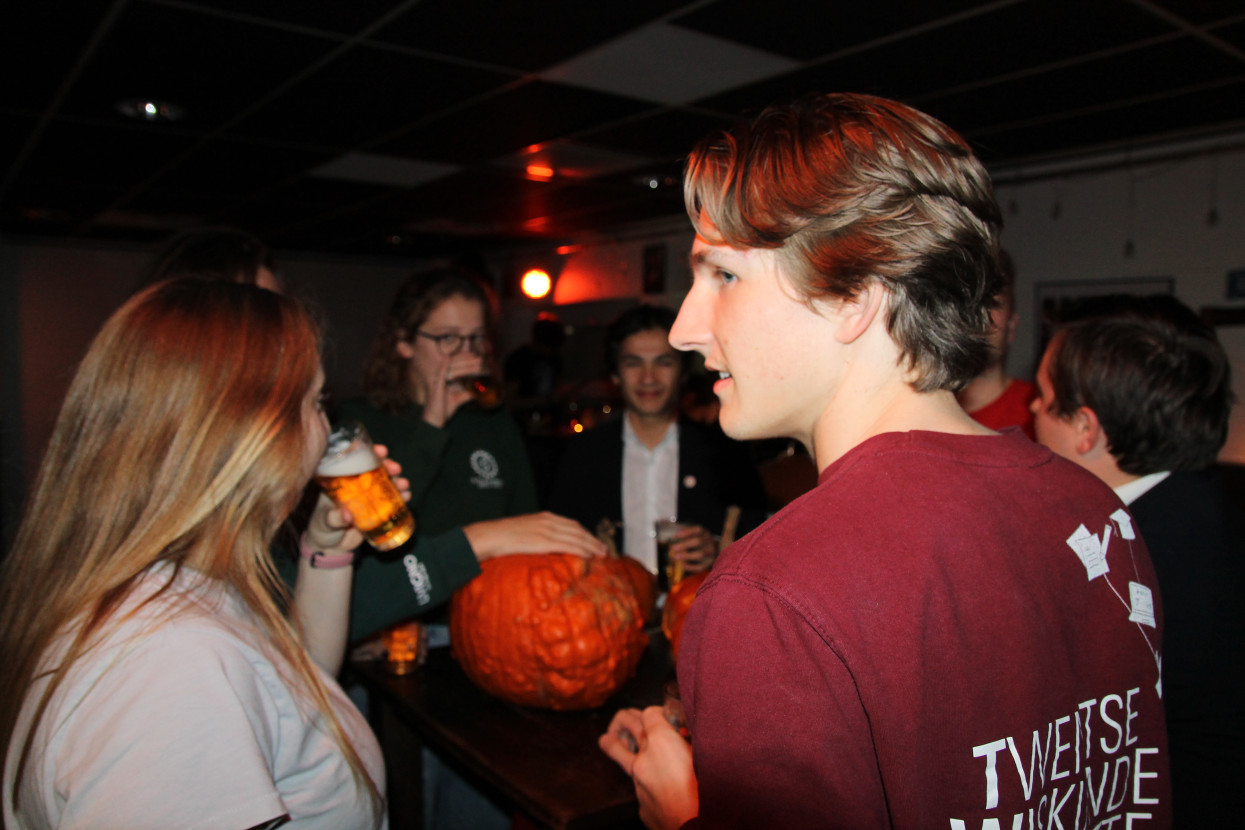 Pumpkin Carving (with dinner)