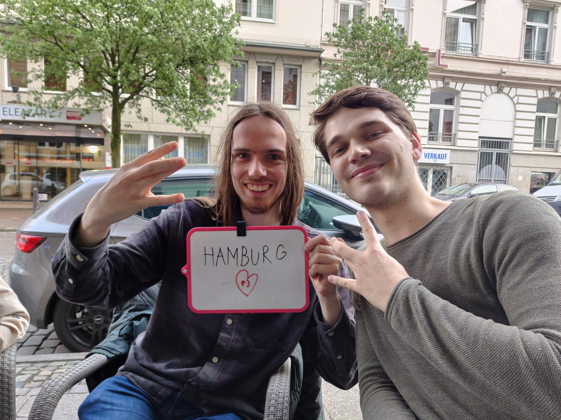 Hitch-hiking competition