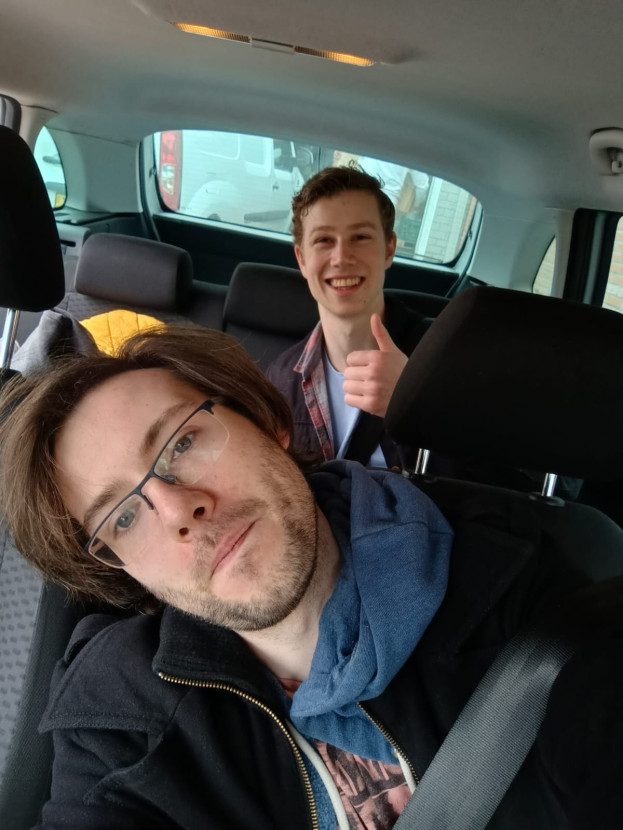 Hitch-hiking competition