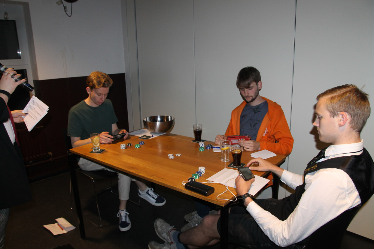 With the Knife on the Table